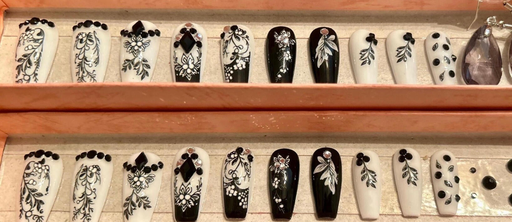 White & Black Coffin Set
